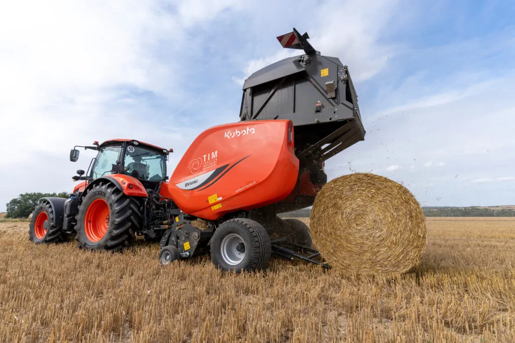 Kubota BV6190 designed for high-quality bales up to 1.85m